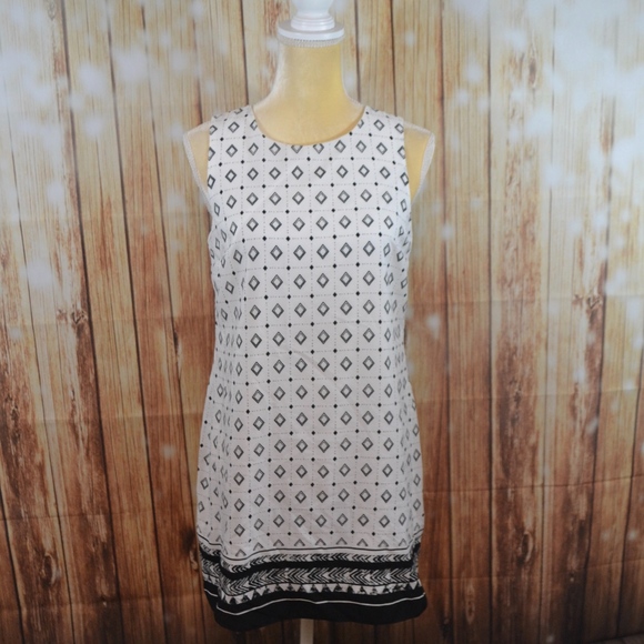 ASOS Dresses & Skirts - Asos NEW NWT White Shift Dress Size 6 Petite C1